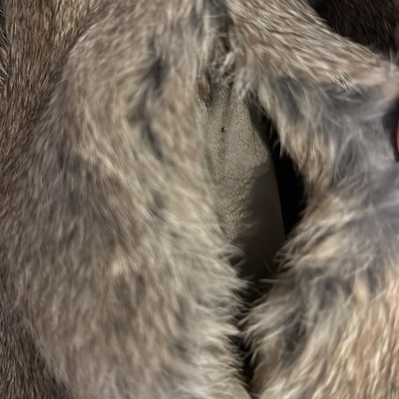 A.P.C fur coat xs feels like rabbit - Picture 8 of 10